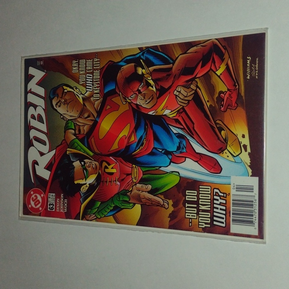DC COMICS - Picture 3 of 3
